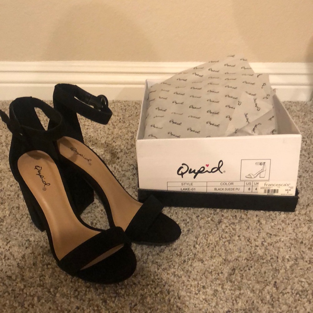 ‼️SOLD OUT‼️Single Strap Heels- Low Chunky Heel